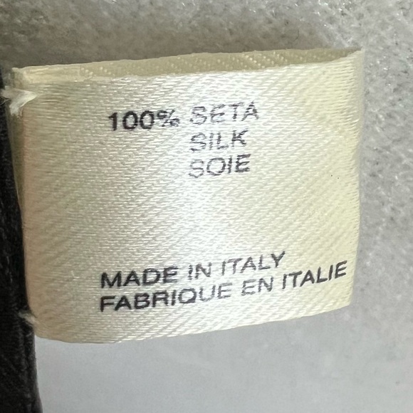 Saint Laurent Silk  Black Leopard Patterned Opera Scarf with fringe - Picture 6 of 11